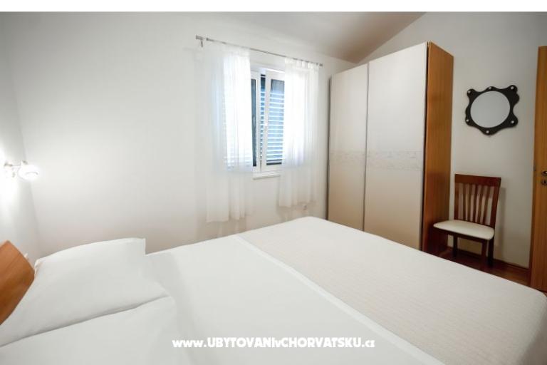 Apartamenty Males – foto 20