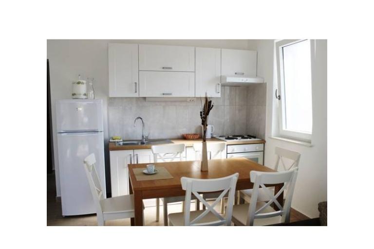 Laura apartmani – foto 5