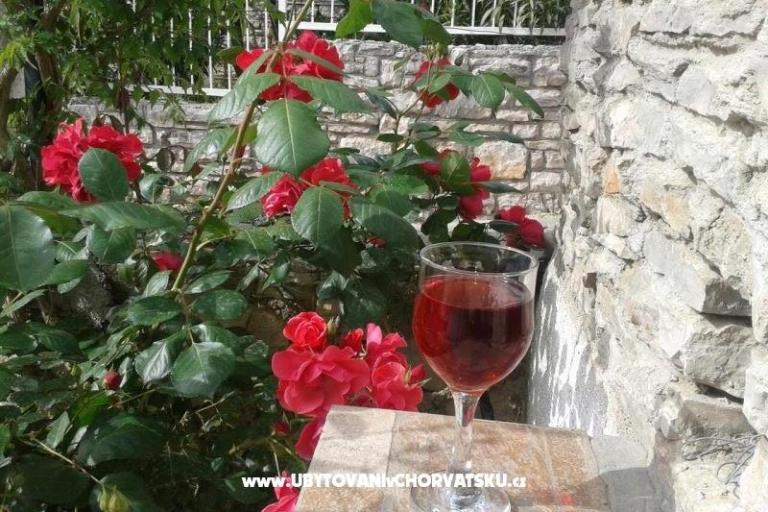 Apartamenty Tiha – foto 2