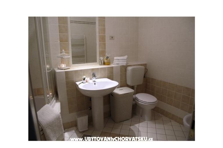 AdiOro Luxury Beachfront Apartament – foto 12