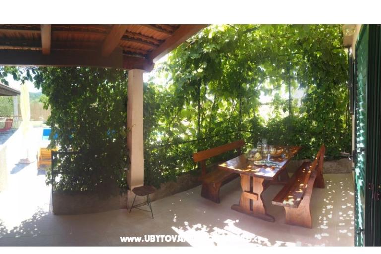 Countryside house z basenem – foto 8
