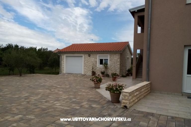 Apartamenty Lara – foto 7