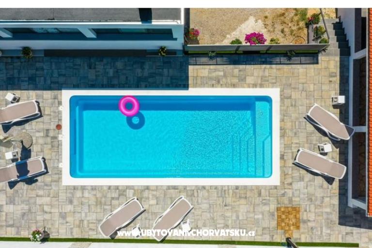 Apartament ANAI with private  pool – foto 17