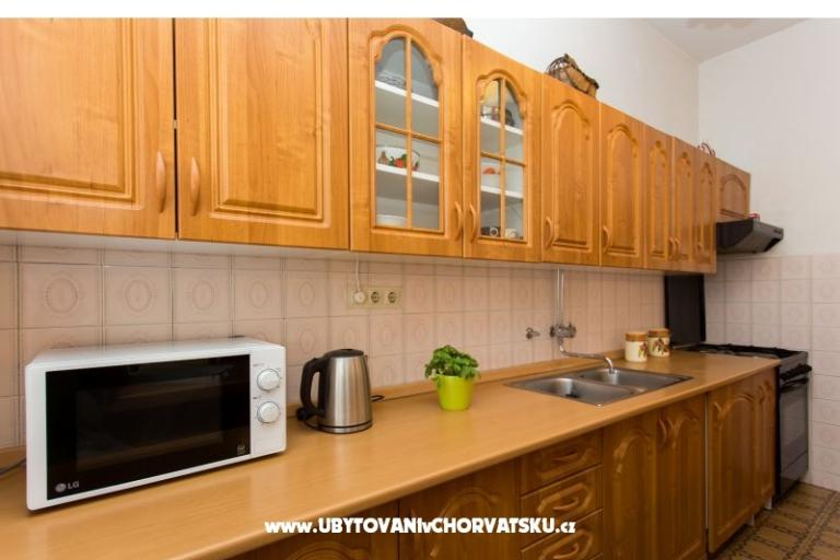 Apartament Jure – foto 12