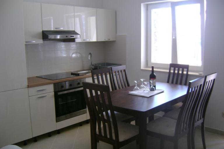 Apartament Laura – foto 2