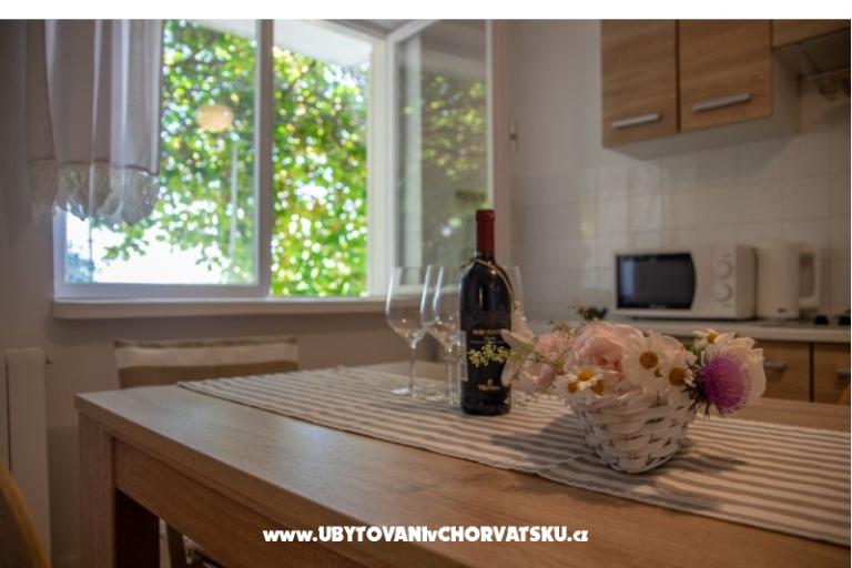 Apartament Nona Elza – foto 6
