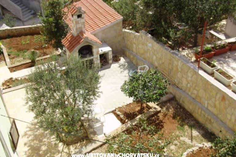 Apartamenty Aniva – foto 2