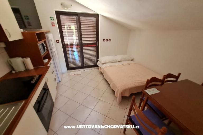 Apartamenty Katić Slatine – foto 13