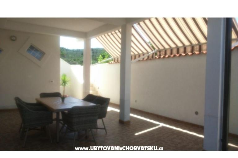Apartamenty Lovre – foto 10
