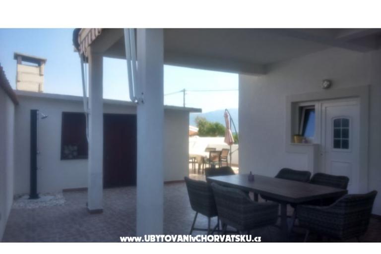 Apartamenty Lovre – foto 18