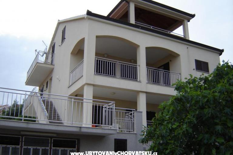 Apartamenty Pupic – foto 2