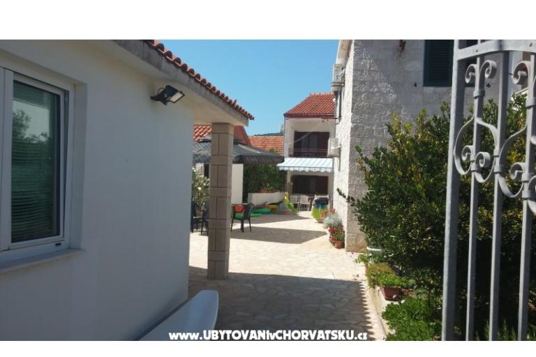 Apartamenty Tri palme – foto 11