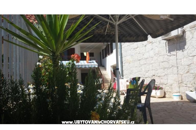 Apartamenty Tri palme – foto 12