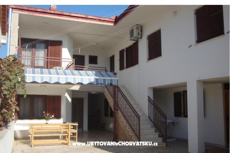 Apartamenty Tri palme – foto 14