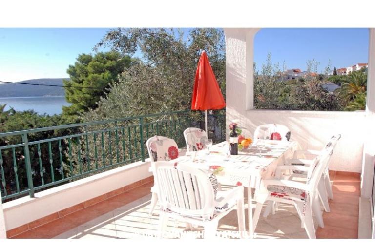 Apartamenty Milović 30 m od more – foto 10