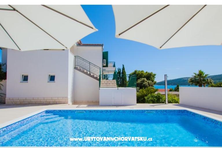 Apartamenty Milović 30 m od more – foto 2