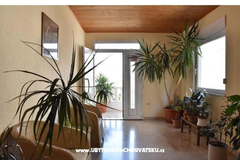 Apartamenty Stone  Tučepi  – foto 4