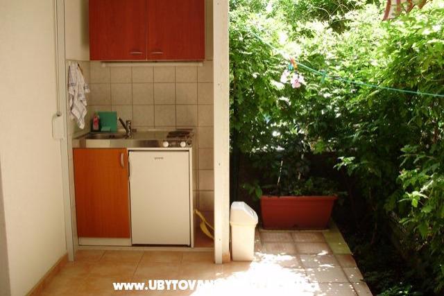 Apartamenty Tri palme – foto 2