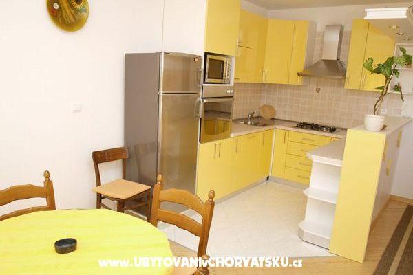 Apartamenty Zelic Tucepi – foto 2