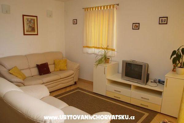 Apartamenty Zelic Tucepi – foto 3