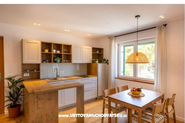 Beachfront Apartament NIVES – foto 14