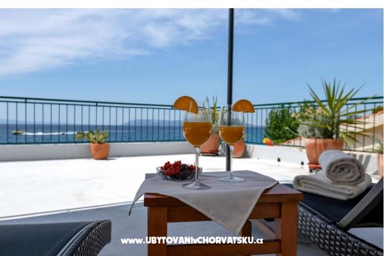 Beachfront Apartament NIVES – foto 17