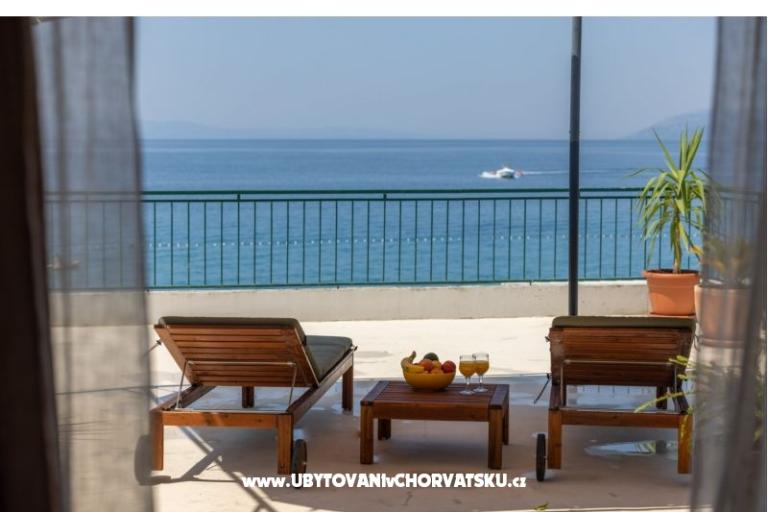 Beachfront Apartament NIVES – foto 31