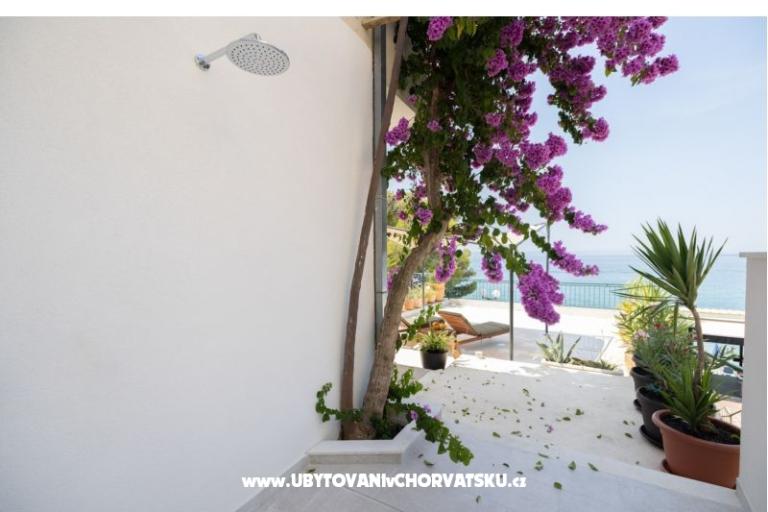 Beachfront Apartament NIVES – foto 34