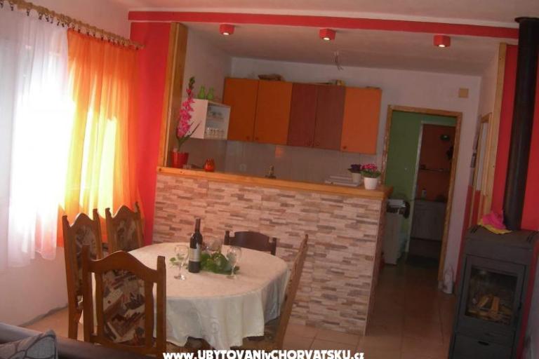 Apartament Prznjak + boat – foto 8