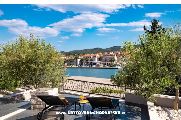 Dom s pogledom na more Antivo – foto 57