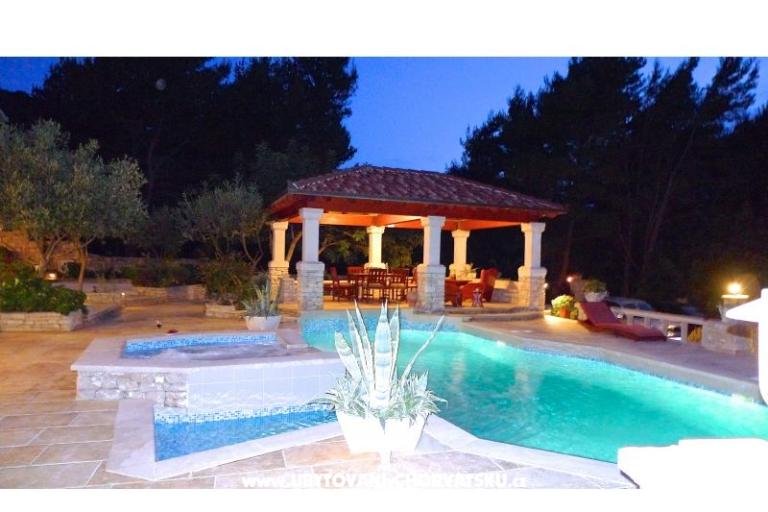 Kamienny dom-Villa Poplat – foto 12