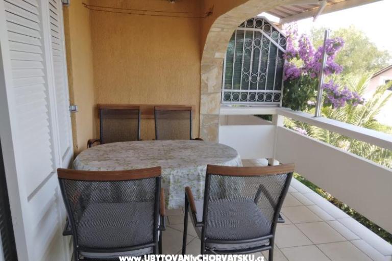 Apartamenty Leona – foto 8