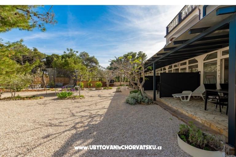 Apartamenty Villa Agape Vir – foto 12