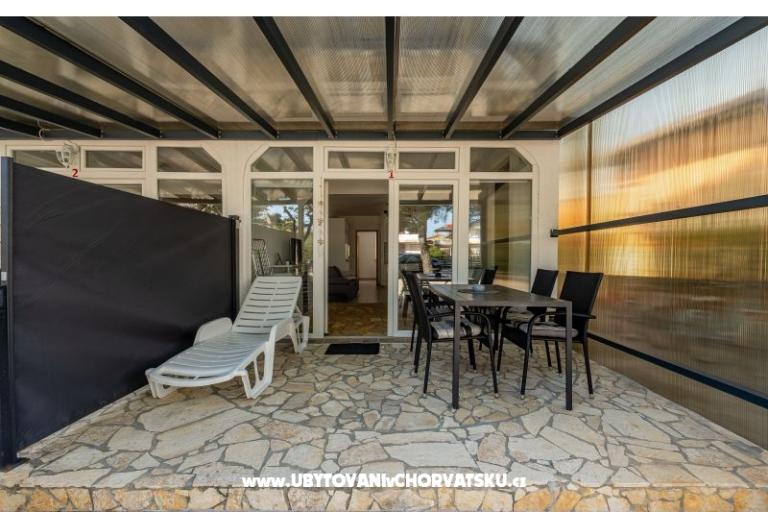 Apartamenty Villa Agape Vir – foto 14