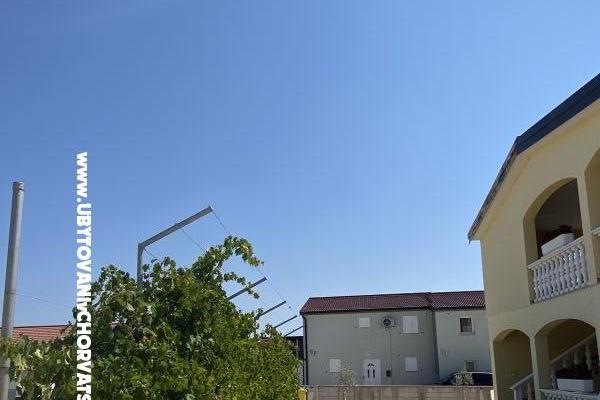 APARTMANI HELENA OASIS VIR – foto 12