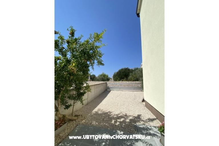 APARTMANI HELENA OASIS VIR – foto 14