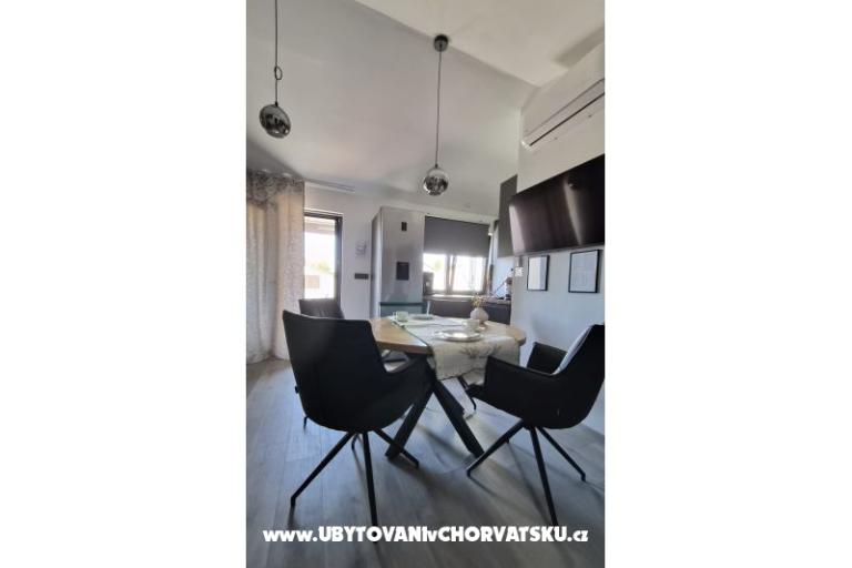 Vir - Salt and Sun – foto 8