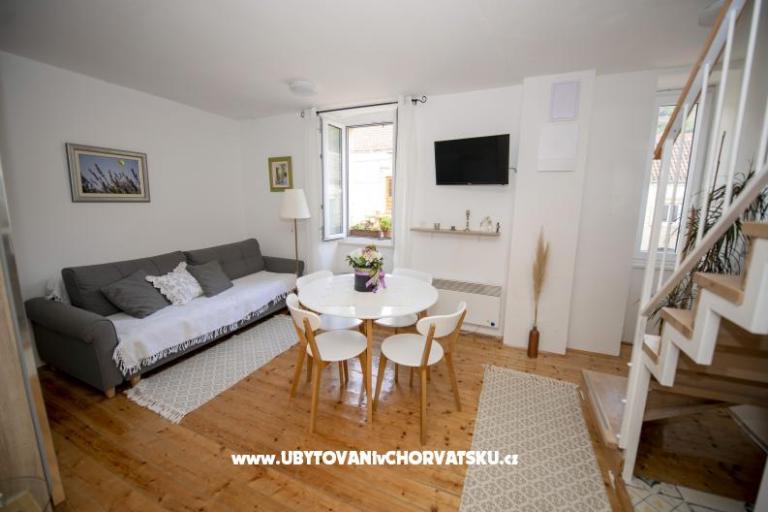 Apartament AndriNa  Vis – foto 3