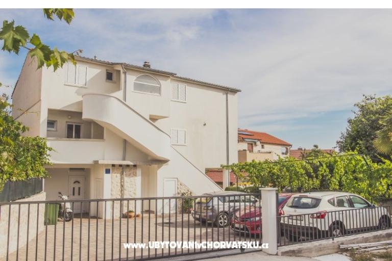 Apartamenty Ines – foto 2
