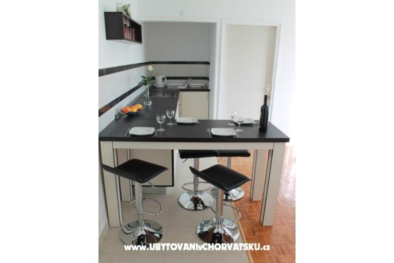 Apartamenty Juricev 100m to the beach – foto 8