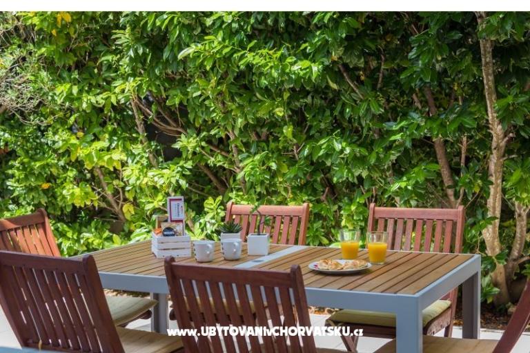 Apartamenty Karla, Mara, Ana, Ivan   – foto 12