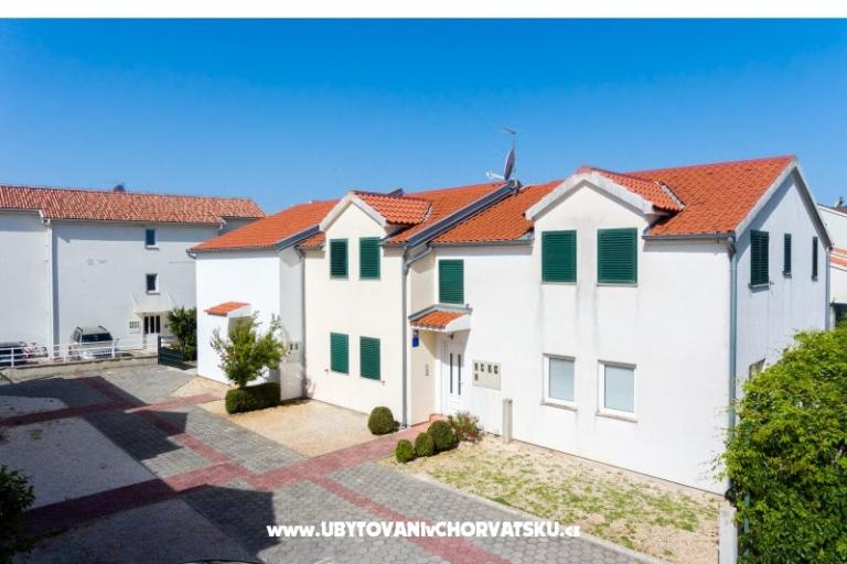 Apartamenty Karla, Mara, Ana, Ivan   – foto 4