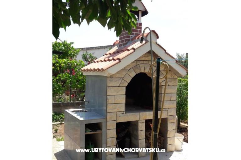 Apartamenty Milka-Jure Srima-Vodice – foto 3