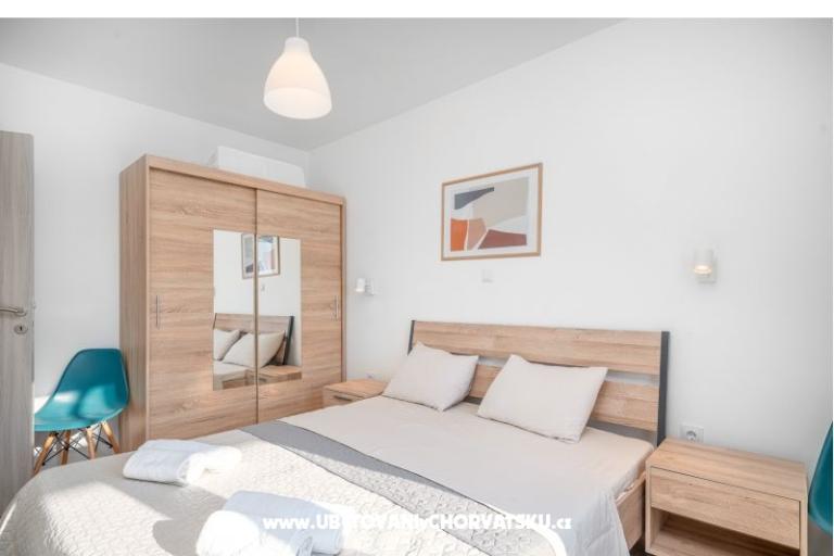 Beach Villa z basenem Tribunj – foto 10