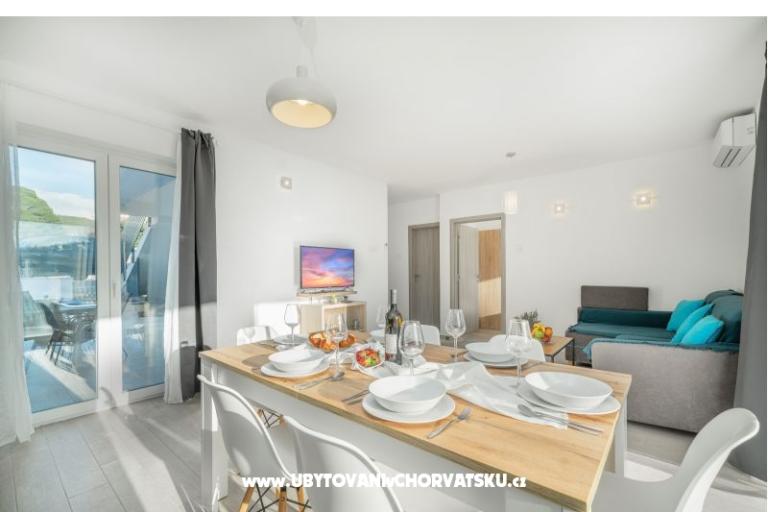 Beach Villa z basenem Tribunj – foto 14