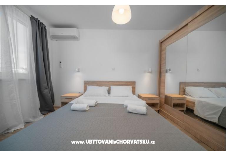 Beach Villa z basenem Tribunj – foto 18