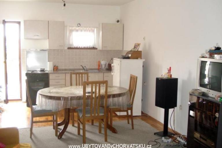 Apartament Curjuric – foto 3