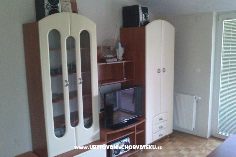 Apartamenty with swimming pool-Crno – foto 4