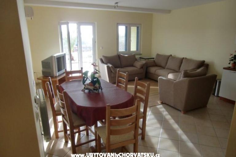 Apartamenty Čirjak – foto 10