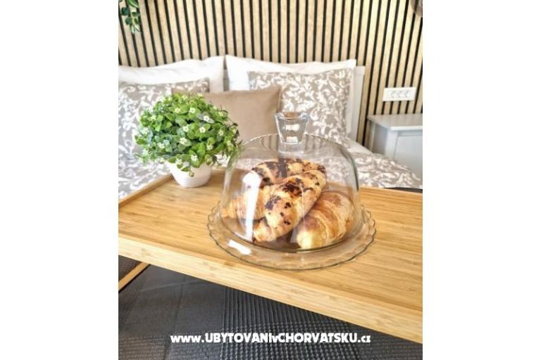 Apartamenty Tena,  prvi red do mora – foto 32